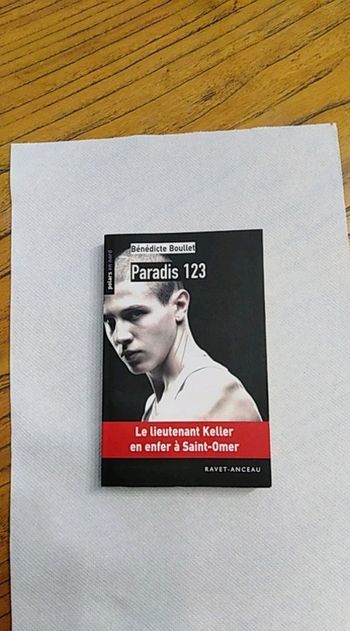 Livre de poche