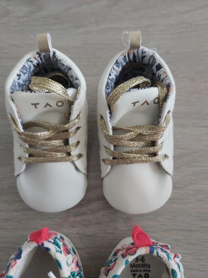 Lot chaussures 1er âge bébé - photo numéro 4