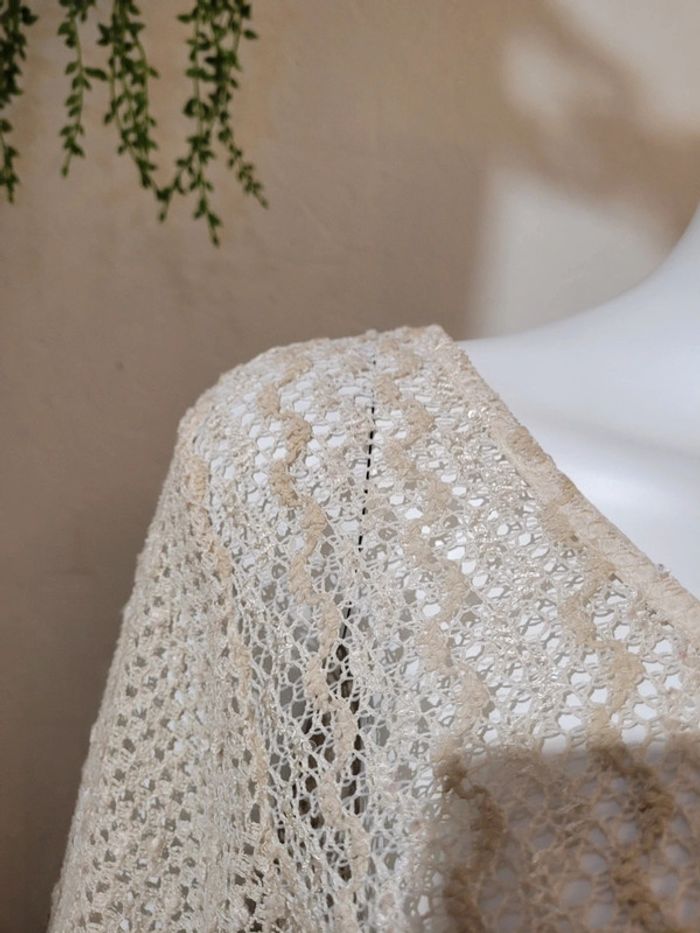 Haut dos dentelles - photo numéro 5