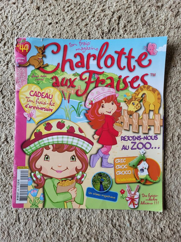 Lot de 4 livres princesse Disney Charlotte aux fraises, Les petites princesses et Pirouette - photo numéro 3
