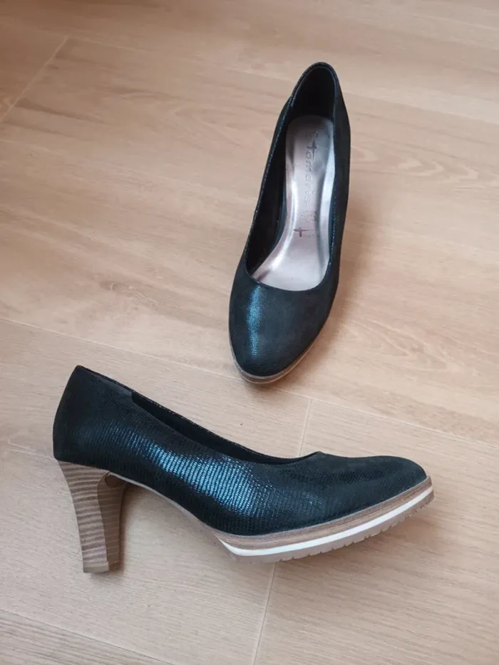 Escarpin neuf 39 Tamaris noir en cuirchaussures à talon - photo numéro 1