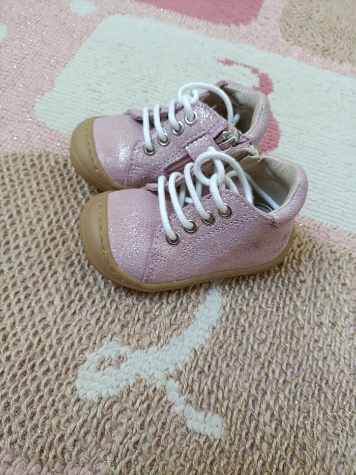 Chaussures neuves