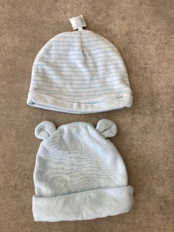 Lot 2 bonnets bébés