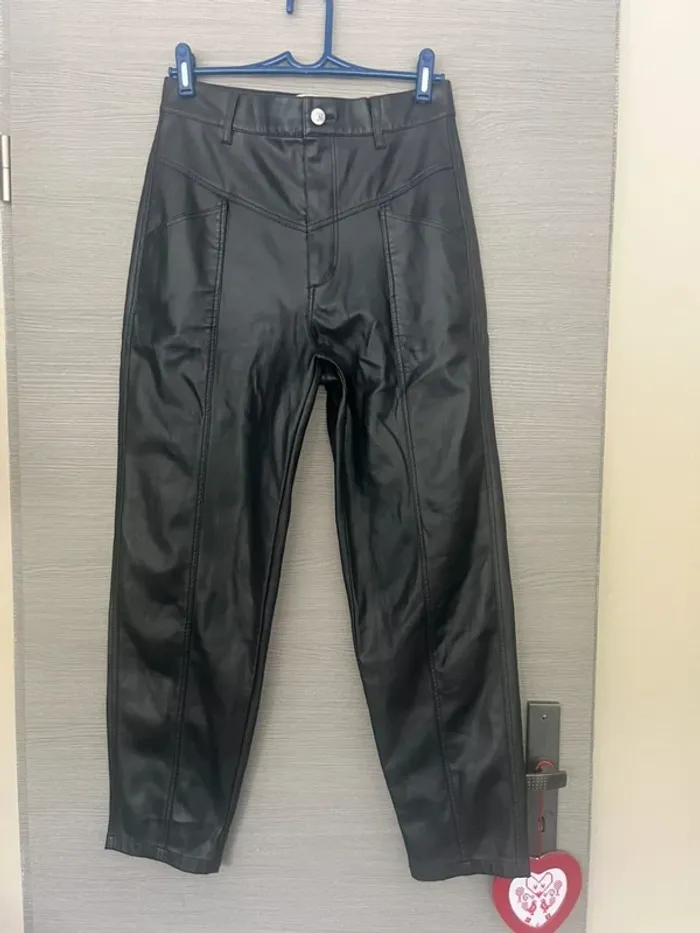 Pantalon Zara