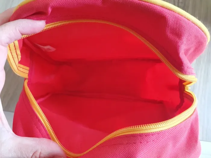 Cartable / sac à dos Winnie l'ourson - photo numéro 3