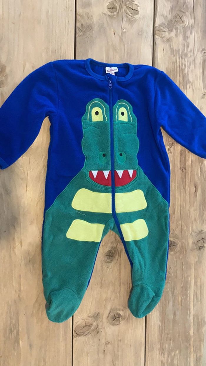 Sur pyjama crocodile