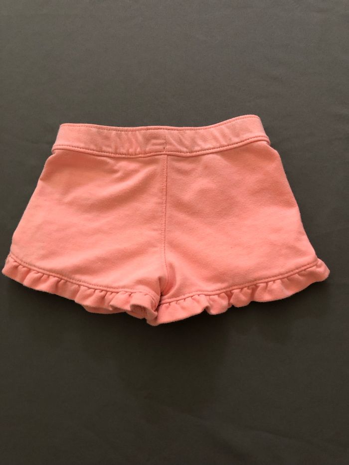 Vend short taille 2 ans - photo numéro 2