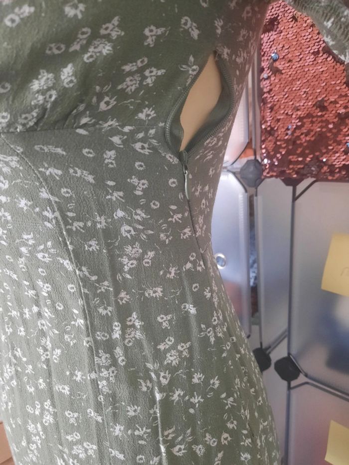 Robe kaki fleurie 36 Don't call me Jennyfer #lora11femme36 - photo numéro 4