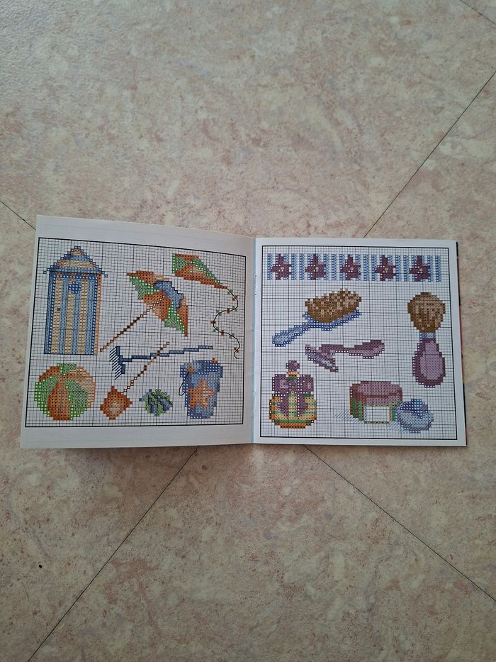 petit livre points de broderie - photo numéro 5
