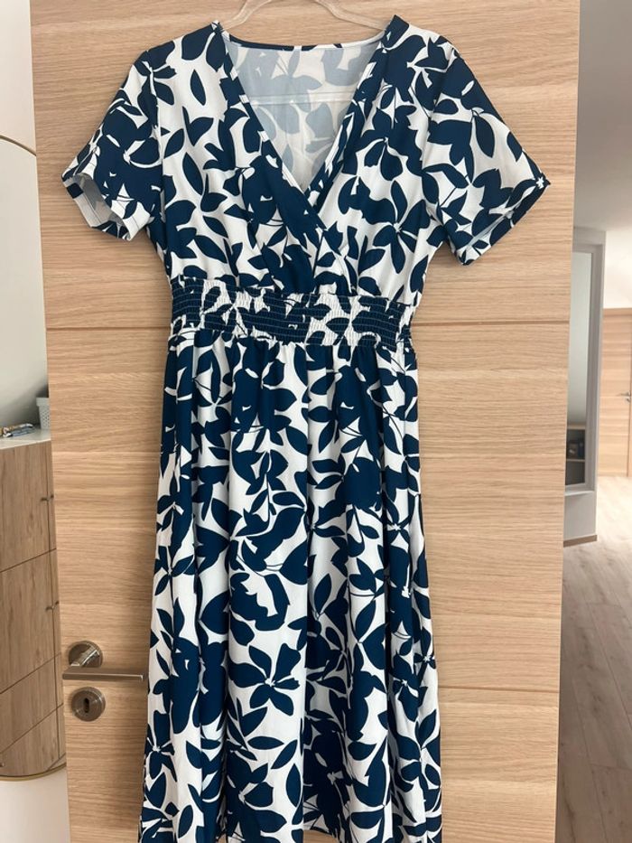 Robe taille L neuve