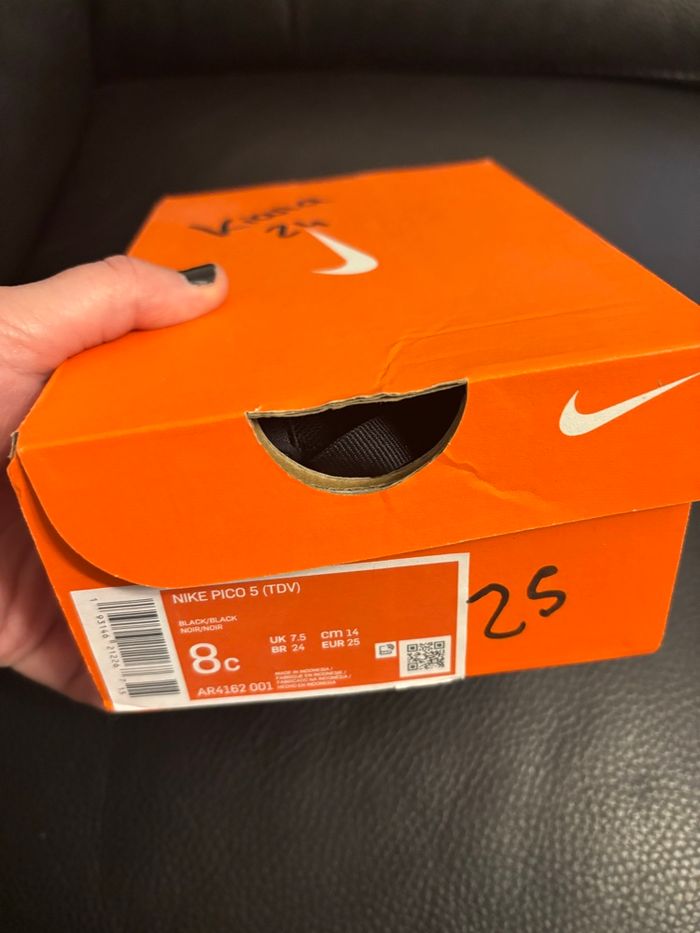 Nike noires – Taille 25 baskets neuves - photo numéro 2