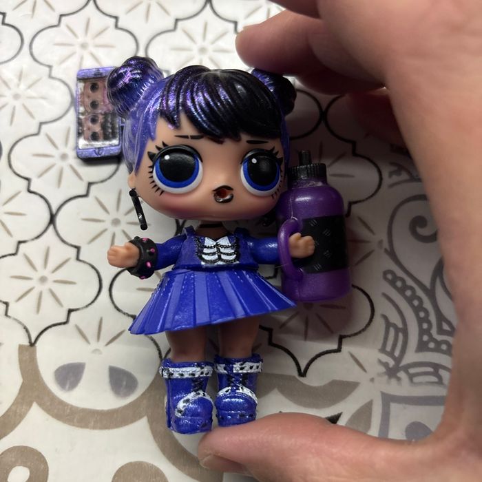 Poupée lol - photo numéro 2