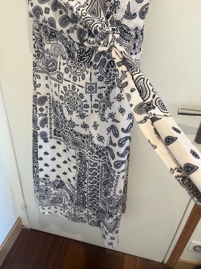 Robe longue neuves avec étiquette marque indépendante taille M motif noir et blanc - photo numéro 8