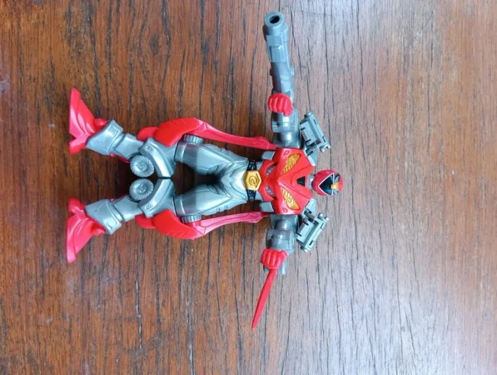 Figurine Power rangers rouge - photo numéro 3