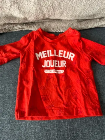 TEE shirt