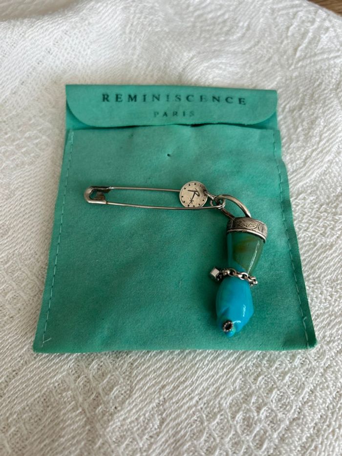 Épingle réminiscence