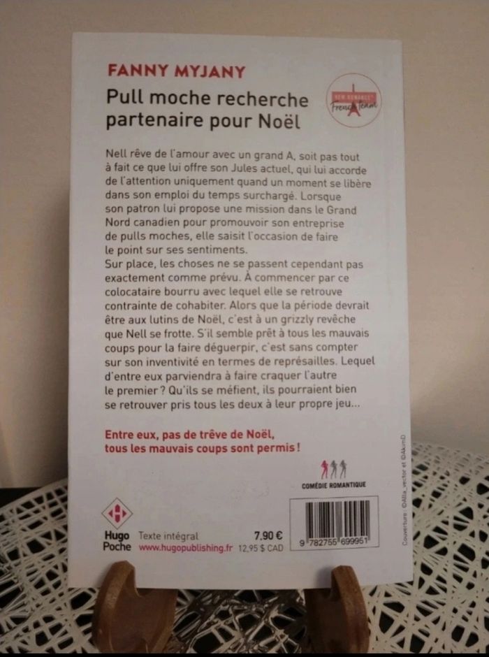 Livre "Pull moche recherche partenaire pour
Noël" de Fanny Myjany - photo numéro 2