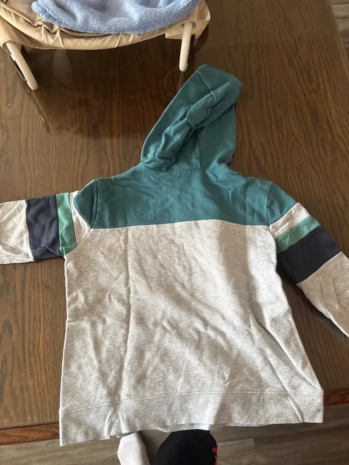 Sweat à capuche - photo numéro 2