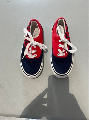 Paire de chaussures enfant 35