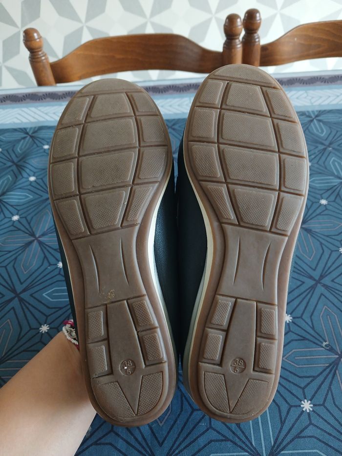 Paire de chaussure - photo numéro 5