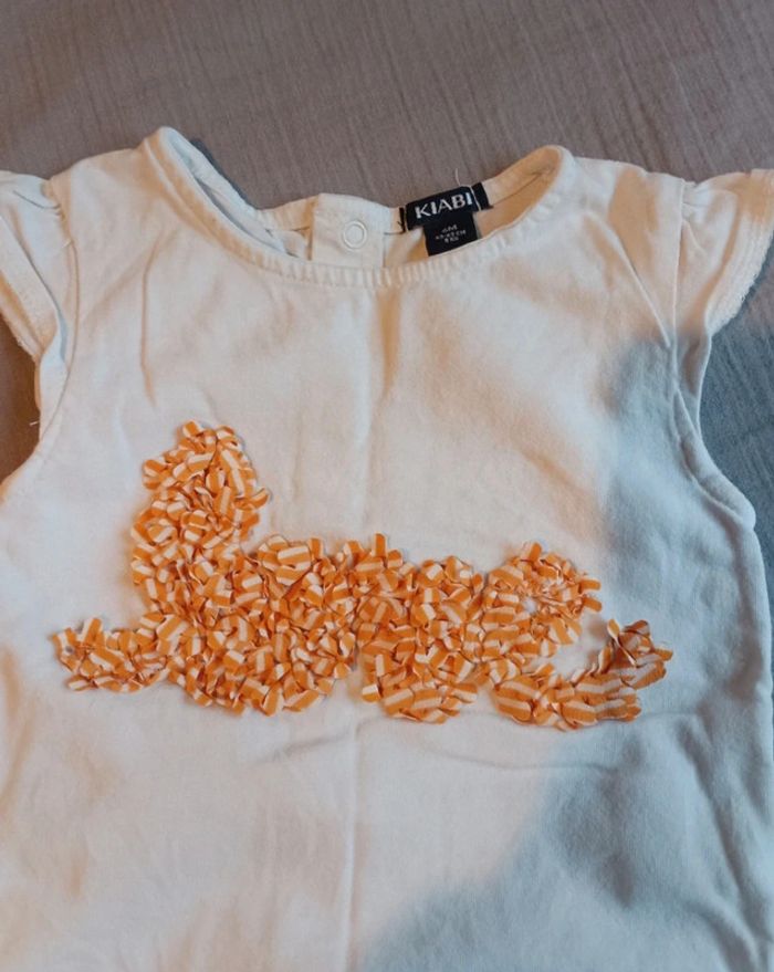 Lot jean et t-shirt taille 6 mois en très bon état - photo numéro 3