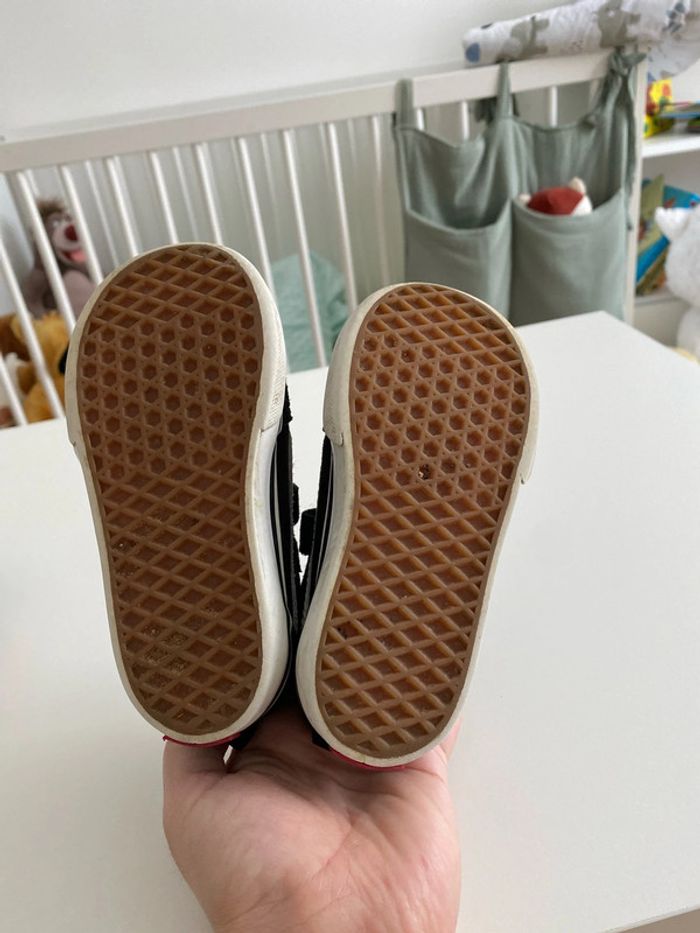 Vans 23,5 - photo numéro 4