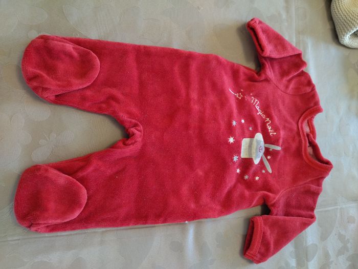 Lot de vêtements bébé 1 mois - photo numéro 2