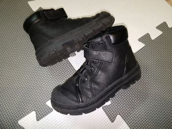 Chaussures montantes garçon T23