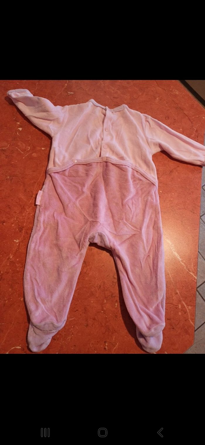 Pyjama bébé taille 6 mois - photo numéro 4