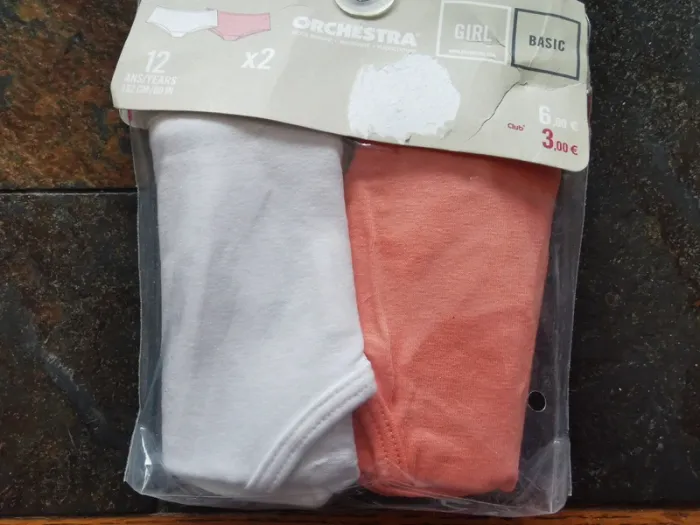 Lot de 2 shortys en 12 ans de la marque Orchestra neuf