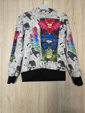 SWEAT À CAPUCHE PYMASKS NEUF TAILLE  6ANS
