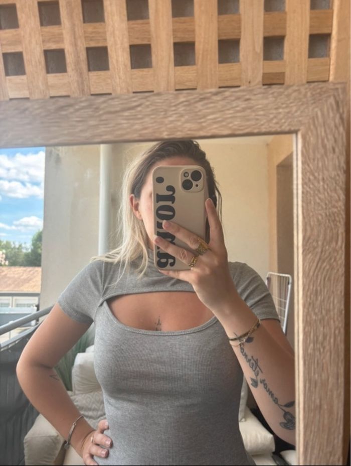 Robe de couleur gris - photo numéro 3