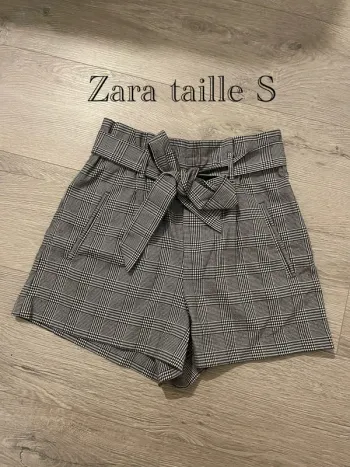 Short à carreaux avec ceinture – Zara – Taille S