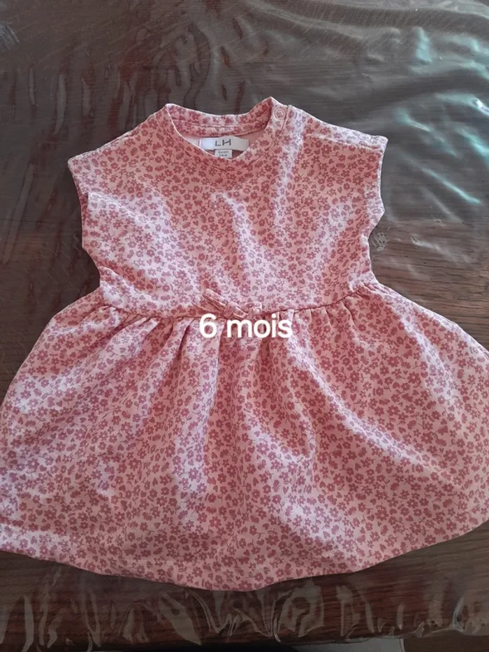 Robe mc 6 mois