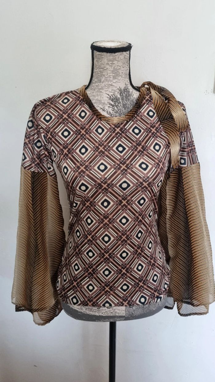 Magnifique top vintage avec manches amples taille 38