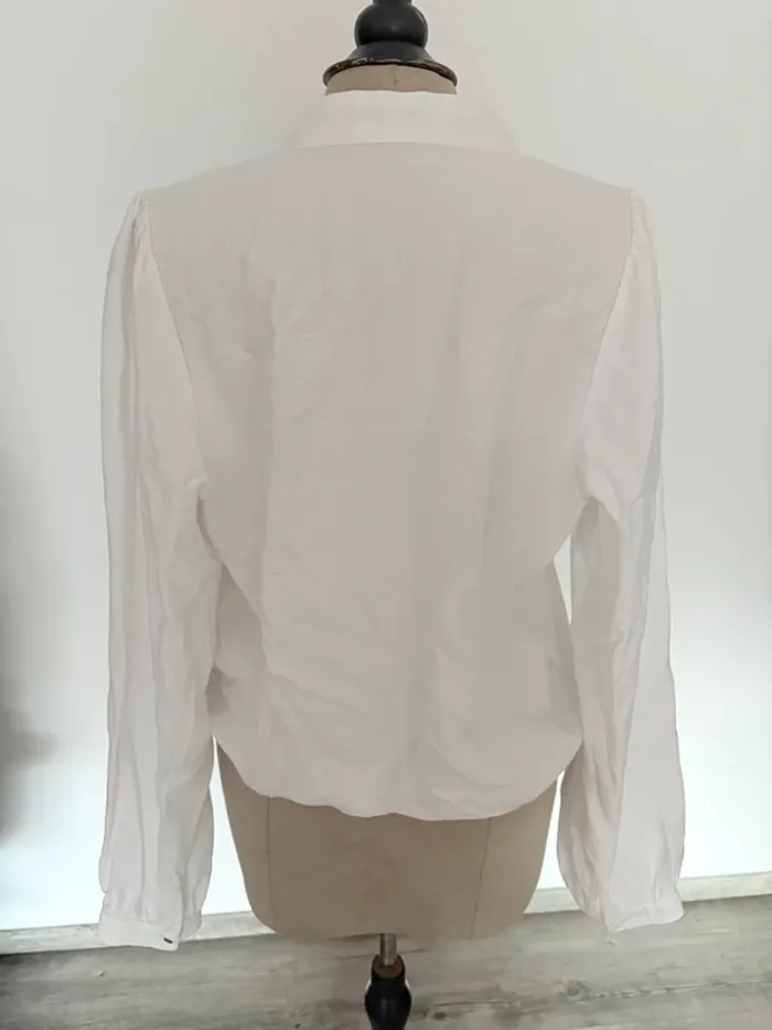 Chemise blanche - photo numéro 2