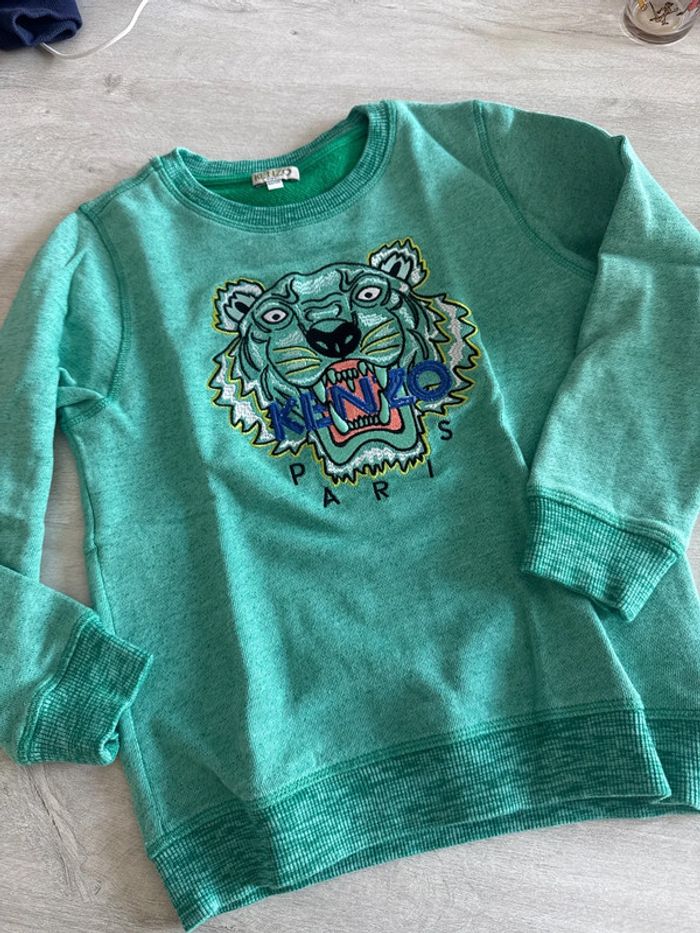 Sweat Kenzo authentique 8ans vert