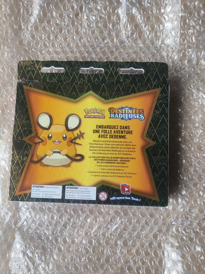 Coffret pokémon Destinées radieuses - photo numéro 2