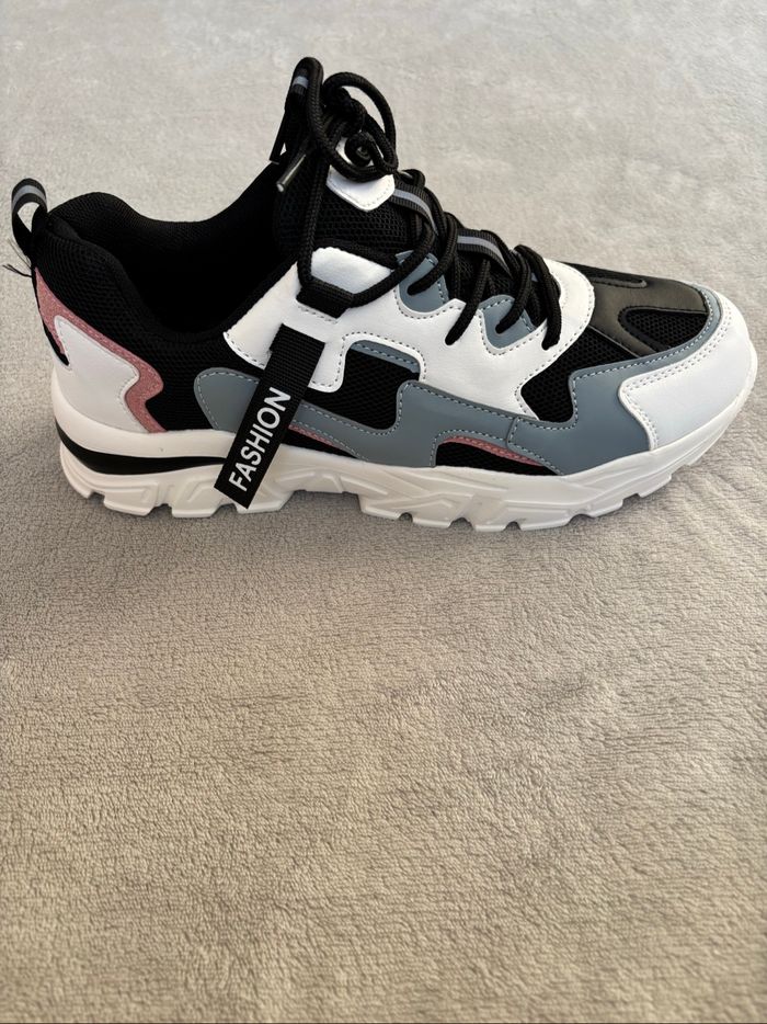 Sneakers Chunky Noir, Blanc , rose et Gris – Style Urbain Moderne - photo numéro 6