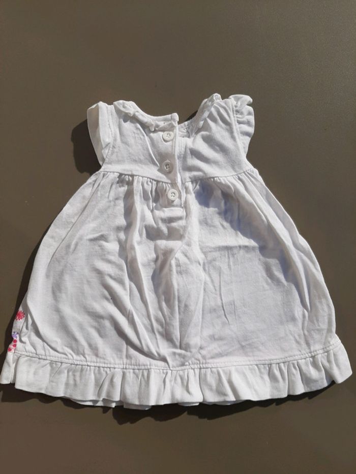 Robe 3 mois - photo numéro 2