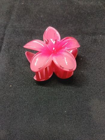 Grande pince fleur