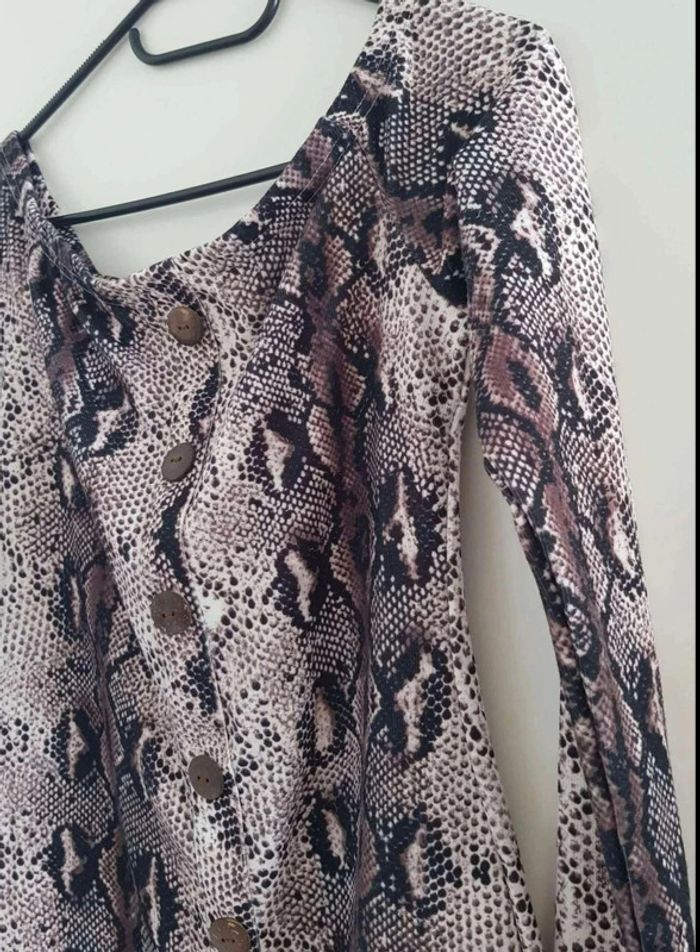 Robe  moulante  taille  40 - photo numéro 2