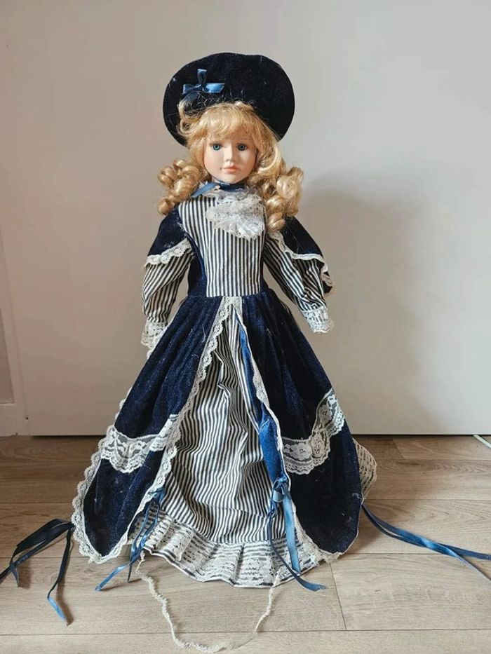 Poupée 57cm