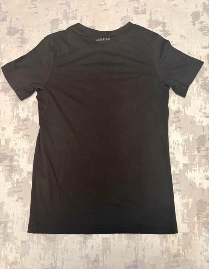 T-shirt garçon Adidas noir 7/8 ans – manches courtes – bon état - photo numéro 2