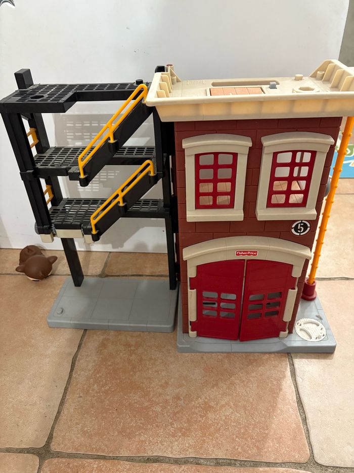 Caserne de pompiers Fisher Price
