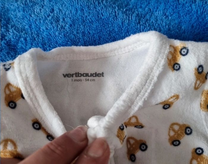 Pyjamas 1 mois - photo numéro 2