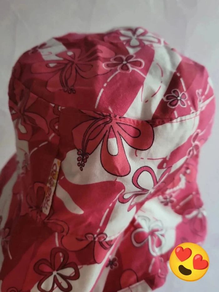 Petit chapeau fleuri - photo numéro 2