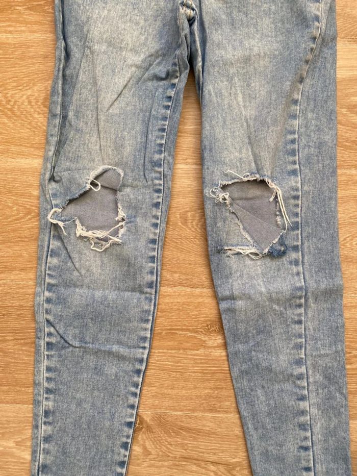👗Jean skinny bleu clair Jennyfer taille 38 - photo numéro 3