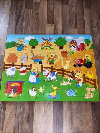 Puzzle bois géant à la ferme bébé