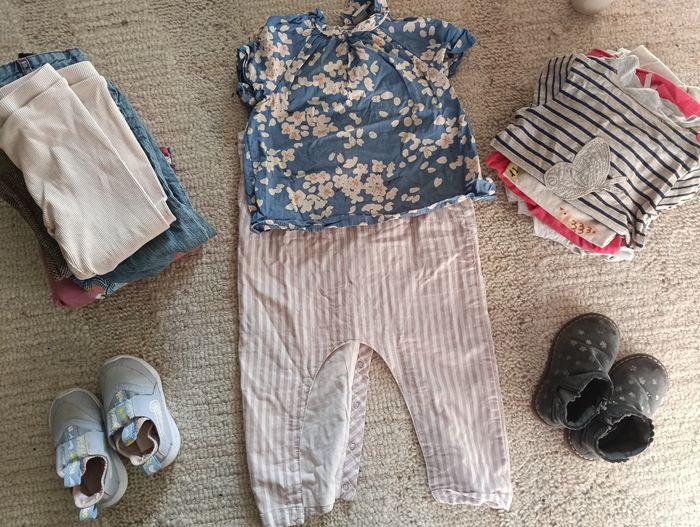 Lot vêtement fille 2 ans avec chaussure - photo numéro 3